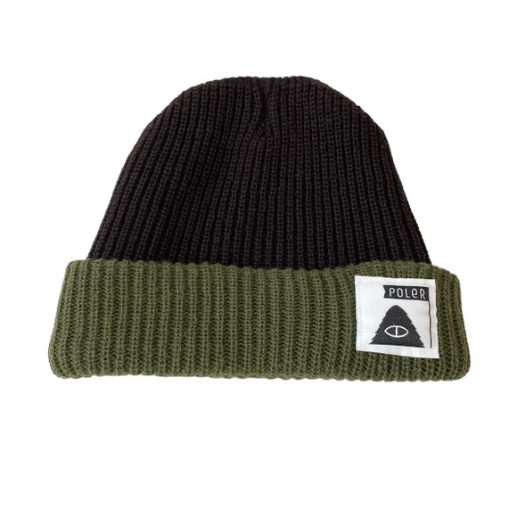 Polar Cuffed Beanie Toque - Picture 2 of 14